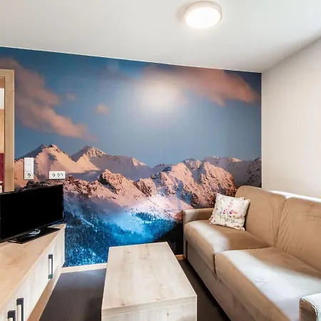 In Wald Near Zillertal Slopes Lägenhet