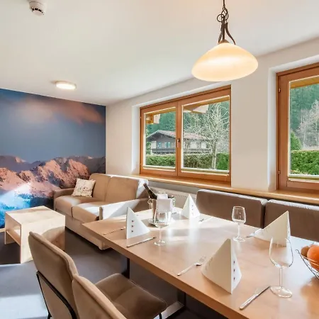 In Wald Near Zillertal Slopes וואלד אים פינצגאו